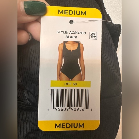 Anne Cole Ribbed Black One-Piece Swimsuit NWT - Picture 5 of 6